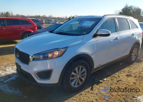 2016 Kia Sorento 3.3L Lx z USA, uszkodzony, nr VIN 5XYPGDA5XGG143845